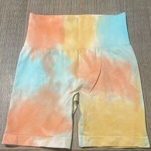 MAXXIM‎ High Waisted Tie Dye Scrunch Butt Lift Biker Shorts Small